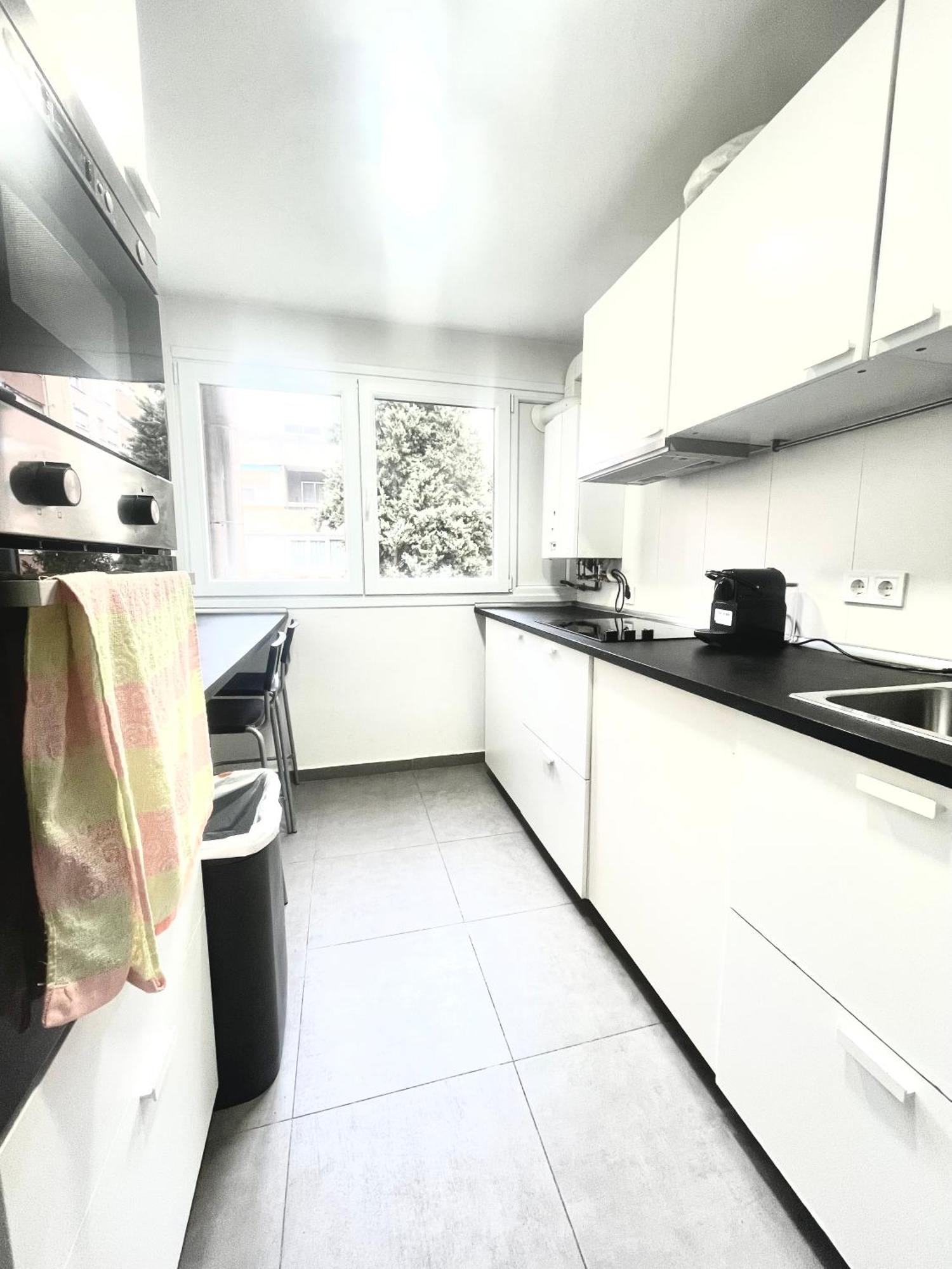 Piso Acogedor Y Tranquilo - Junto A Ifema Y Aerop. Apartament